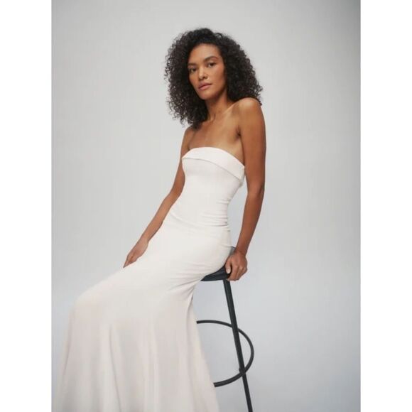 Reformation Lorrane Dress - Picture 2 of 10